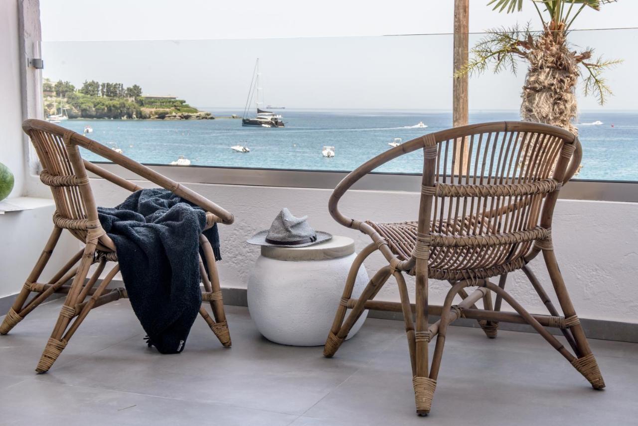 Laia Seafront Luxury Apartments 阿齐亚·佩拉加 外观 照片