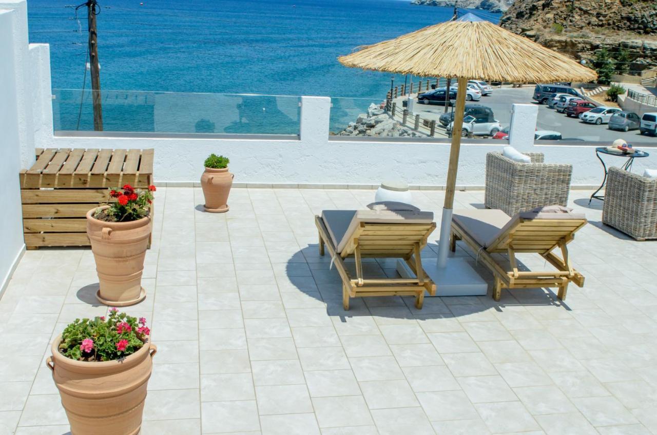 Laia Seafront Luxury Apartments 阿齐亚·佩拉加 外观 照片