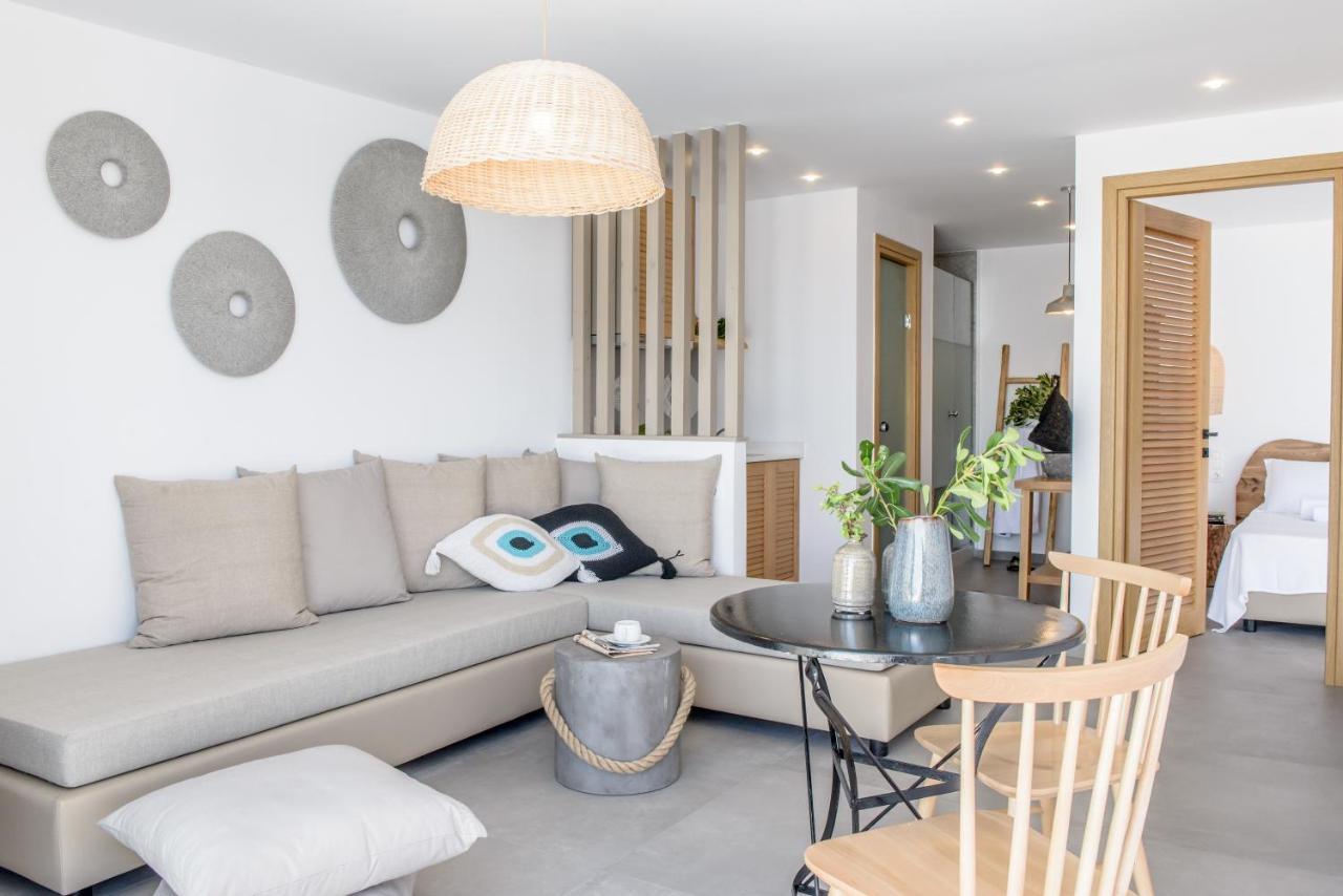 Laia Seafront Luxury Apartments 阿齐亚·佩拉加 外观 照片